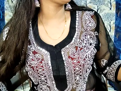 Aarvi_Arora