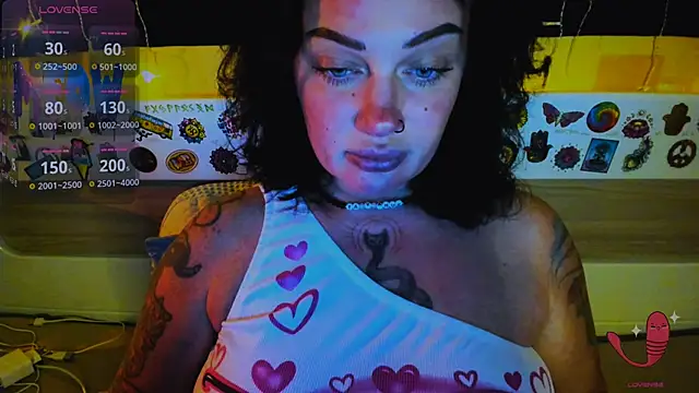 EllieOz webcam