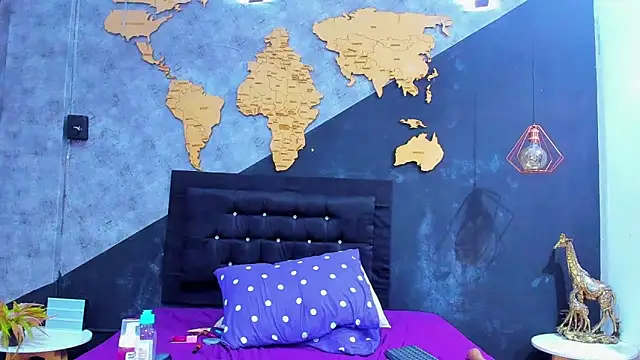  Maiam__Rossi chat room