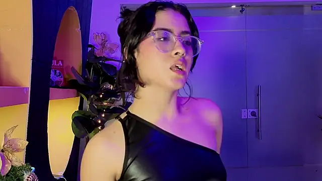 LiLLiAnderson webcam