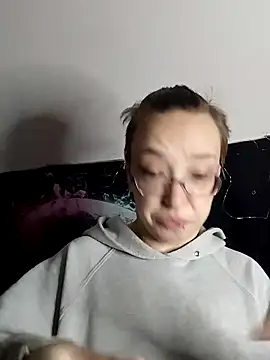 Isabella_Geney webcam