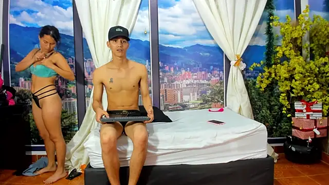 CandyAndMattew webcam