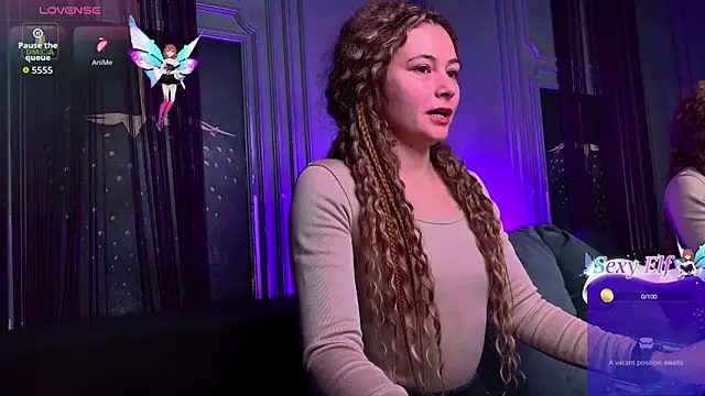 Ishtar_Divine webcam