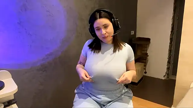 AngeliqueSulima webcam