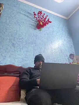 Dick_6inches_Delhi webcam