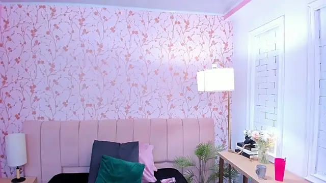 ariannaliss - Ariannaliss's free webcam