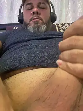 Cristian-Brayan webcam