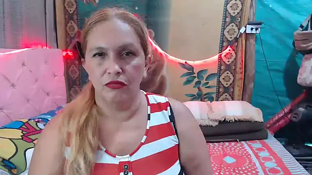 mom_son_dirty webcam