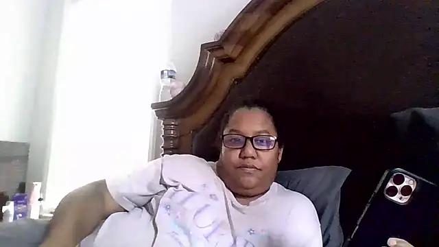 ebonyred webcam