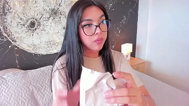 rosecassie (T young) - naked and play body for you