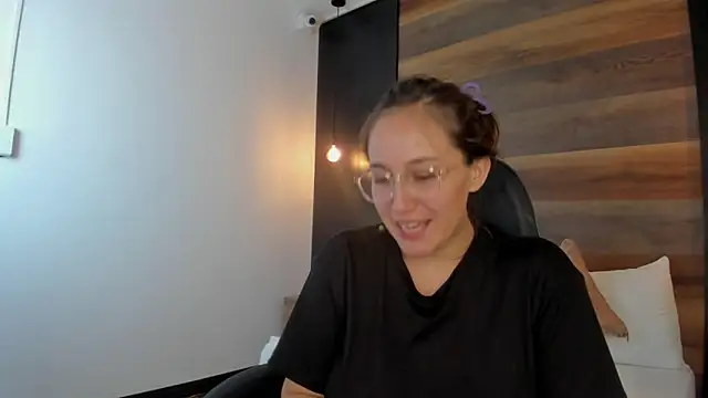 sophia_martinezz_ webcam