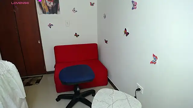 sexylatina001 webcam