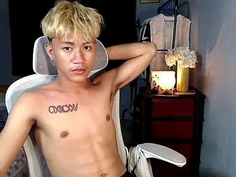 naughtyboyloy_0 webcam