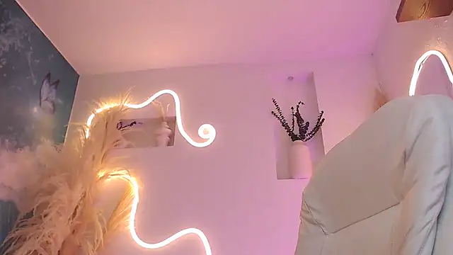 ViolettaHotLatin_ webcam