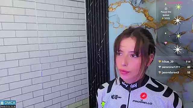 nena_cupcake_ webcam