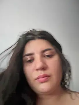 horny_roomiess webcam