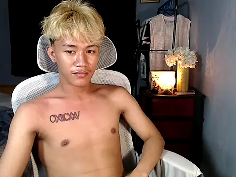 naughtyboyloy_0 webcam