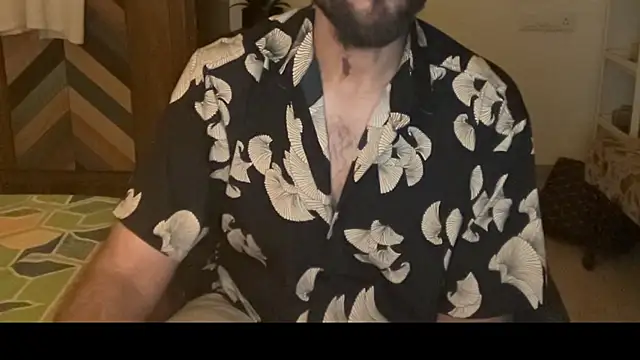 makemeawareaah (M young) - Wear Saree <3