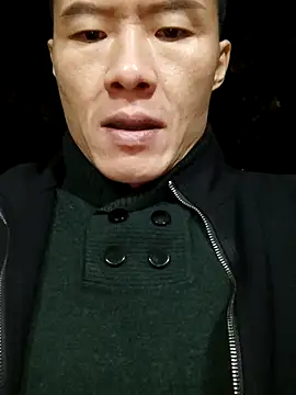 tian7788 (Ask my age) - I hope to meet someone and explore a mor