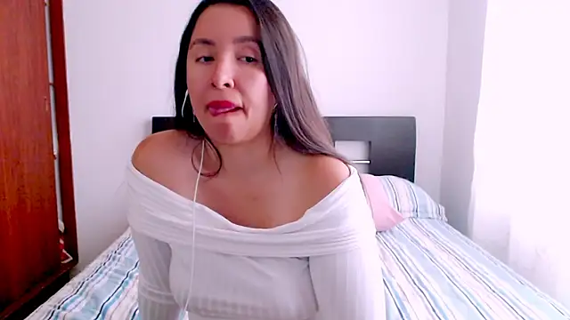 emely_sexx20 webcam