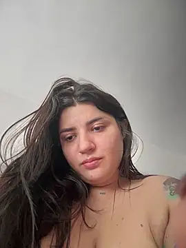 horny_roomiess webcam