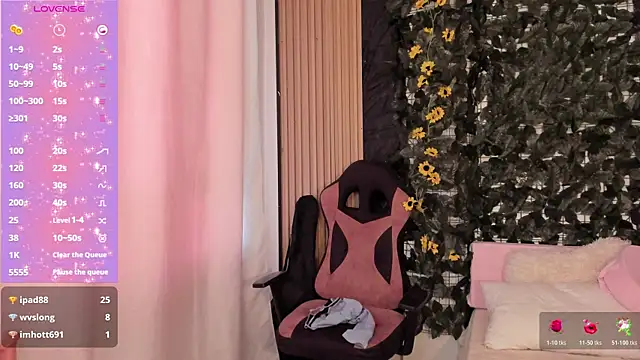 karla_charloby webcam