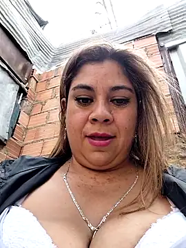 Laura-Hernandez webcam