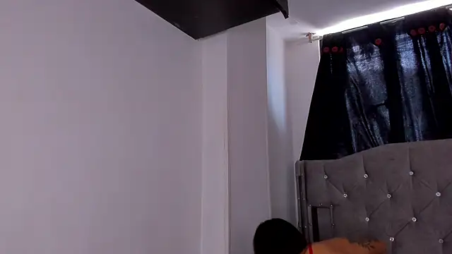 game_with_lesbians_ webcam