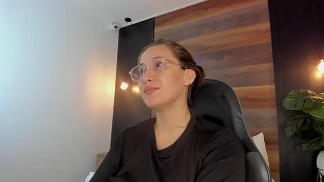 sophia_martinezz_ webcam