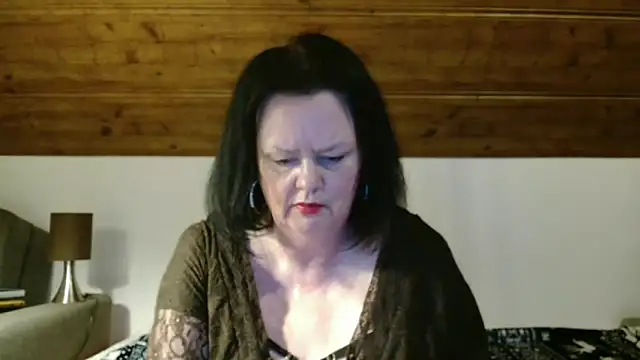 TiffanyMature webcam