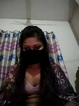 Webcam Model (Nadia-2)  is live.Free join now!