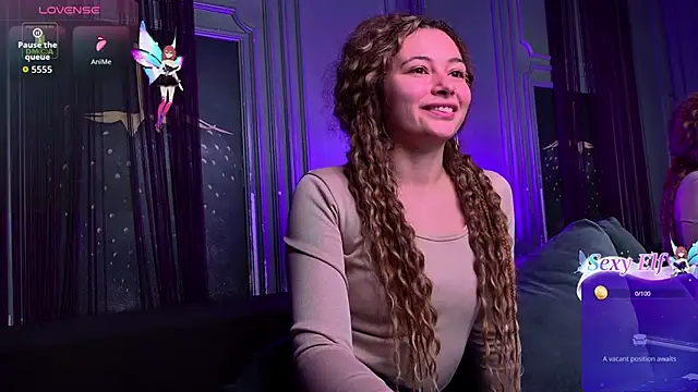 Ishtar_Divine webcam