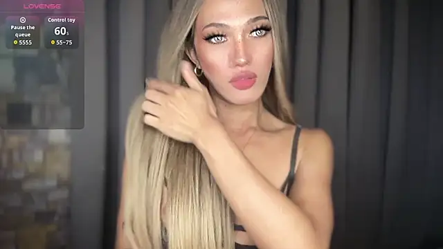 Hotsugarmollyxx webcam