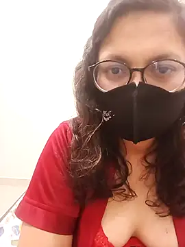 Mahira_sharma01 webcam