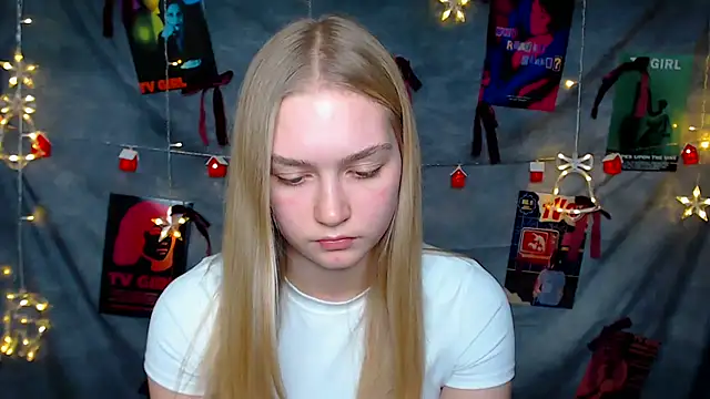 MademoiselleCl webcam