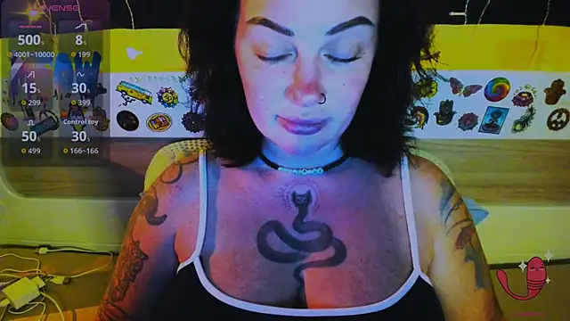 EllieOz webcam