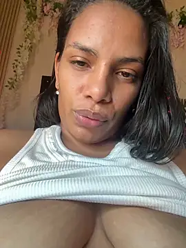 ArielleMillerr- webcam