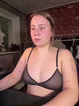 annahylio (F teen) - boob massage