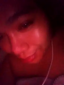 Iamyourdarkangelsucker's room