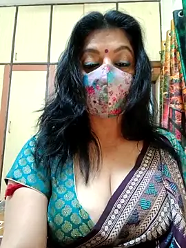 Webcam Model (Ratna-777)  is live.Free join now!