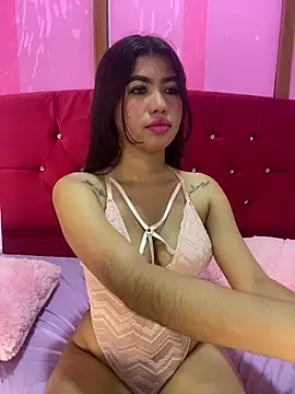 Webcam Model (Luna_20x)  is live.Free join now!