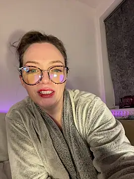 FemDom_RubyKnightXXO webcam