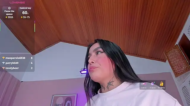 elodie_walker webcam