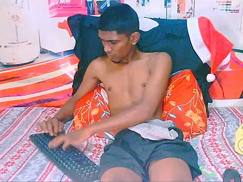 IndianThuggin webcam