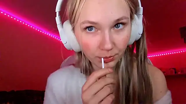 KarinRobertson webcam