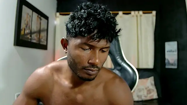 Black_indiian webcam