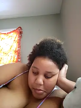 chocolate_bella webcam