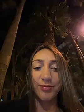 Ninabigtitied webcam