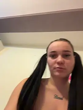 Baby_Eva23 webcam