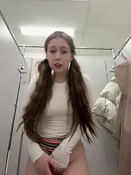 FroggyAnna's live cam